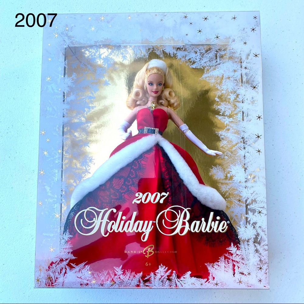 Unopened 2007 Holiday Barbie ❤️